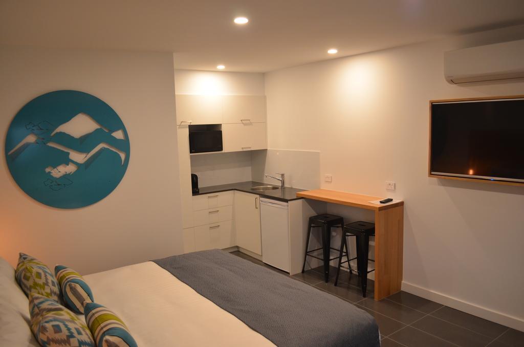 Bright Colonial Motel Εξωτερικό φωτογραφία